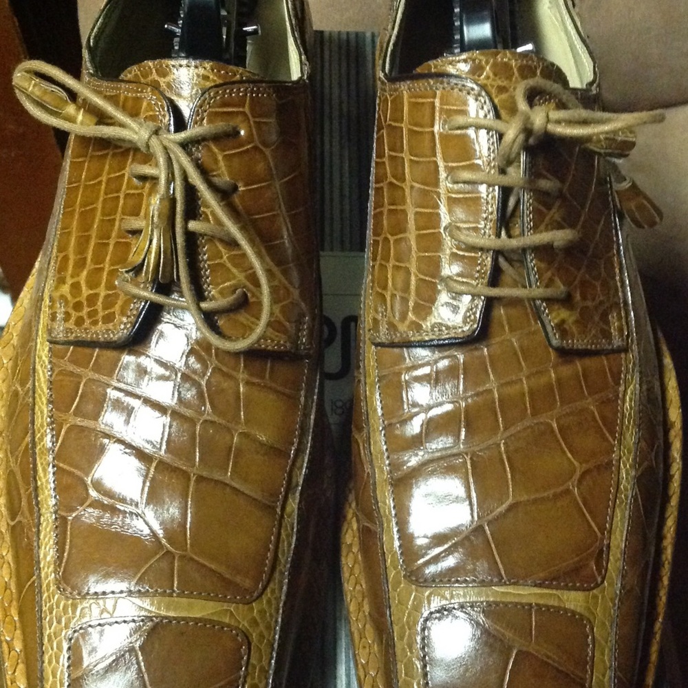 Men’s shoes